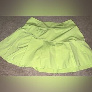 Athleta pleated skort neon green size small